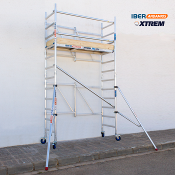 Andamio plegable industrial 75x190x470 con estabilizadores + rodapié