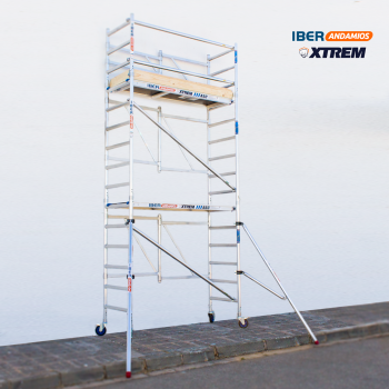 Andaime dobrável ASC 75x190 5,70 m AT com estabilizadores + rodapé de madeira | LINHA XTREM